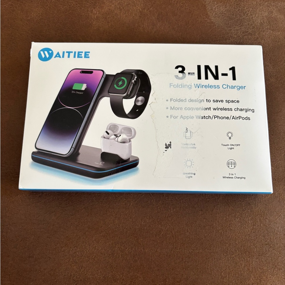 3-in-1 Black Wireless Charger for Apple Devices